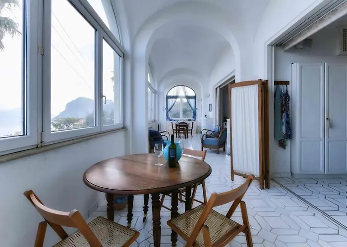 Daire Casa Franca Vista Mare Capri