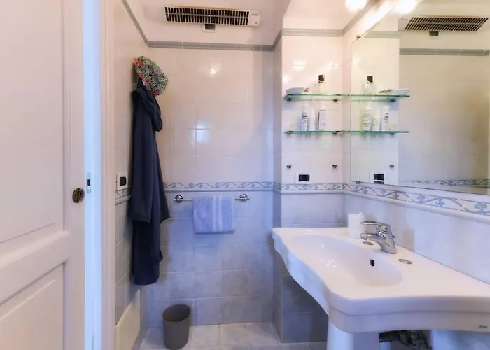 Casa Franca Vista Mare * Капри